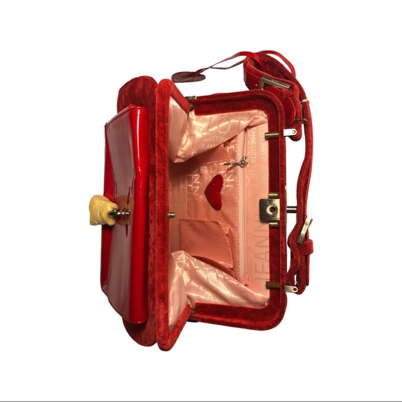 *HOST PICK!* NWT. Red velvet and Vinyl Jeanne Lottie handbag. - Picture 4 of 8